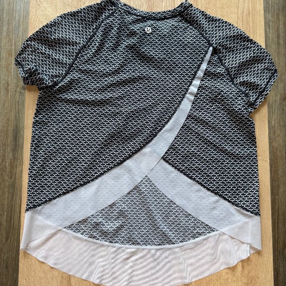 LULULEMON Flowy Athletic Top - Picture 6 of 6